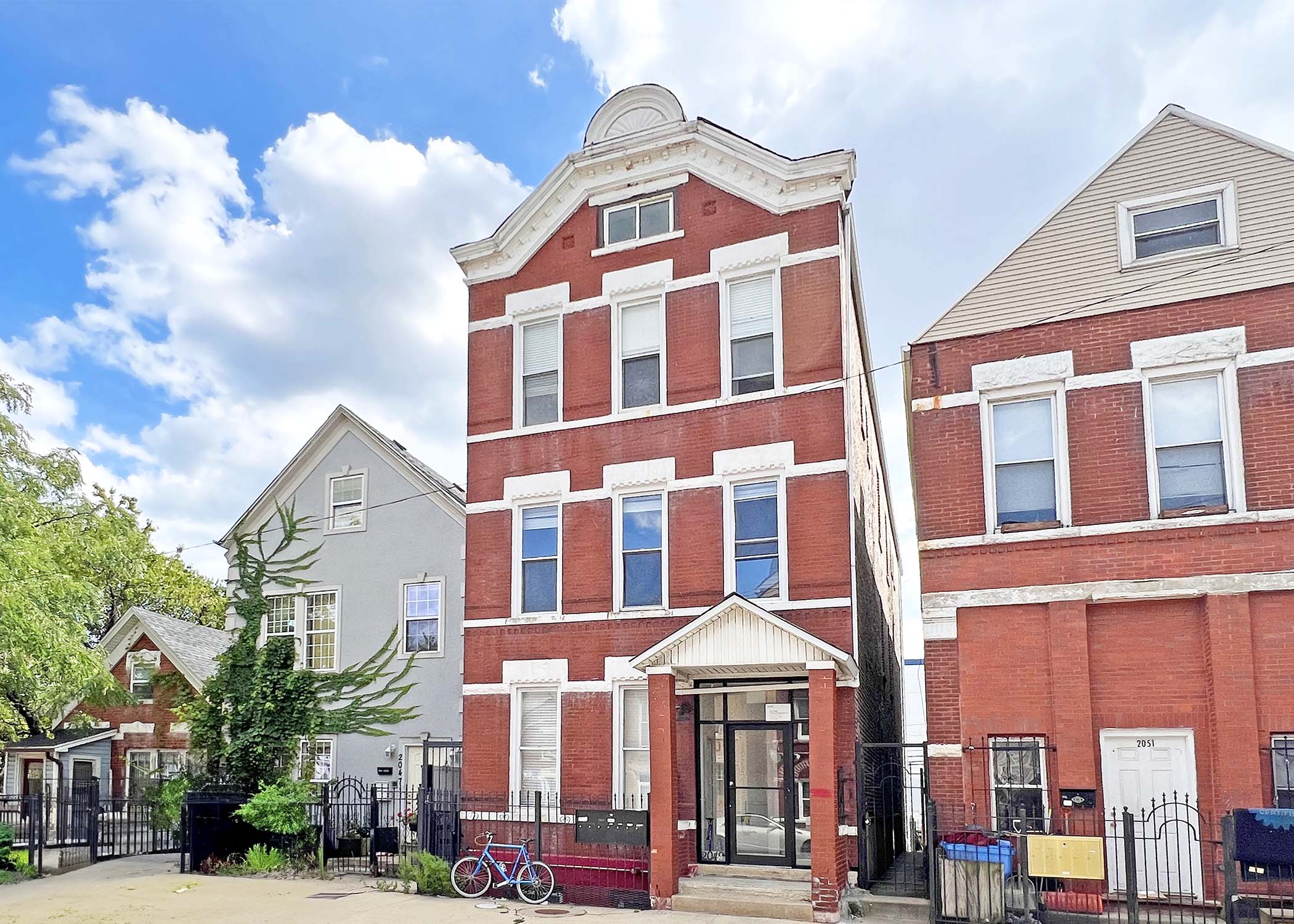 2049 West Coulter Street - 2R