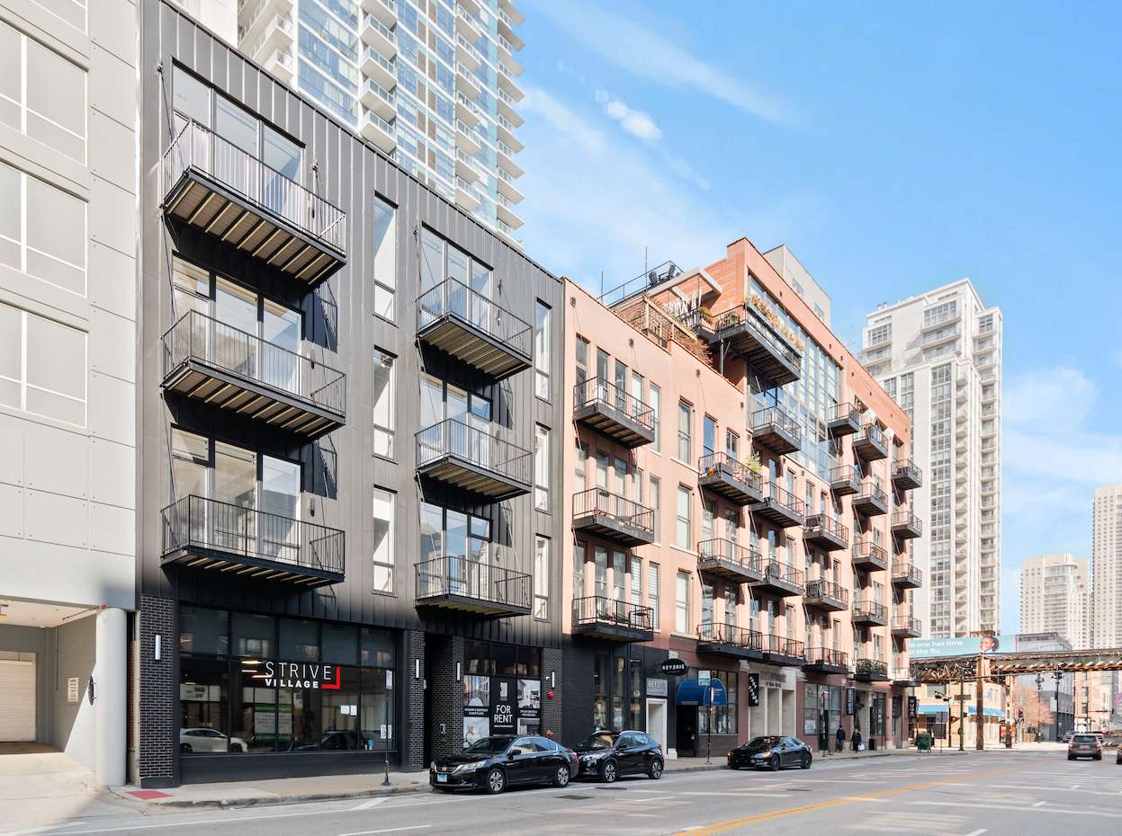 318 West Grand Avenue - 303