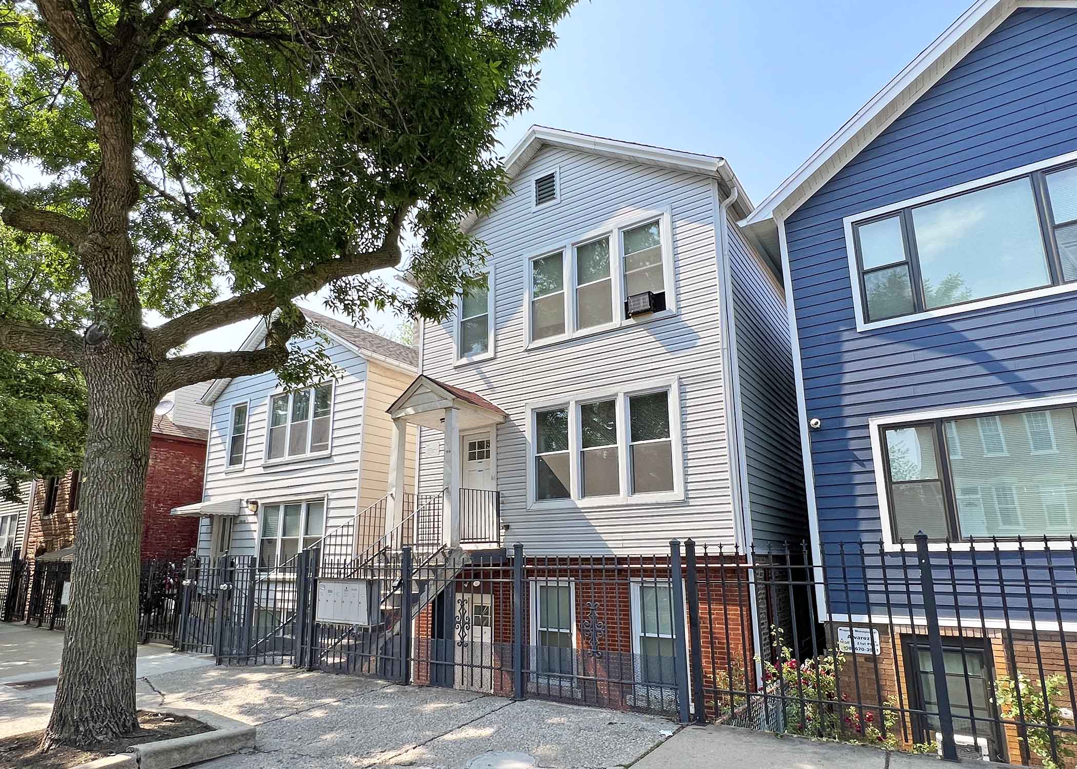 1838 West 21st Place