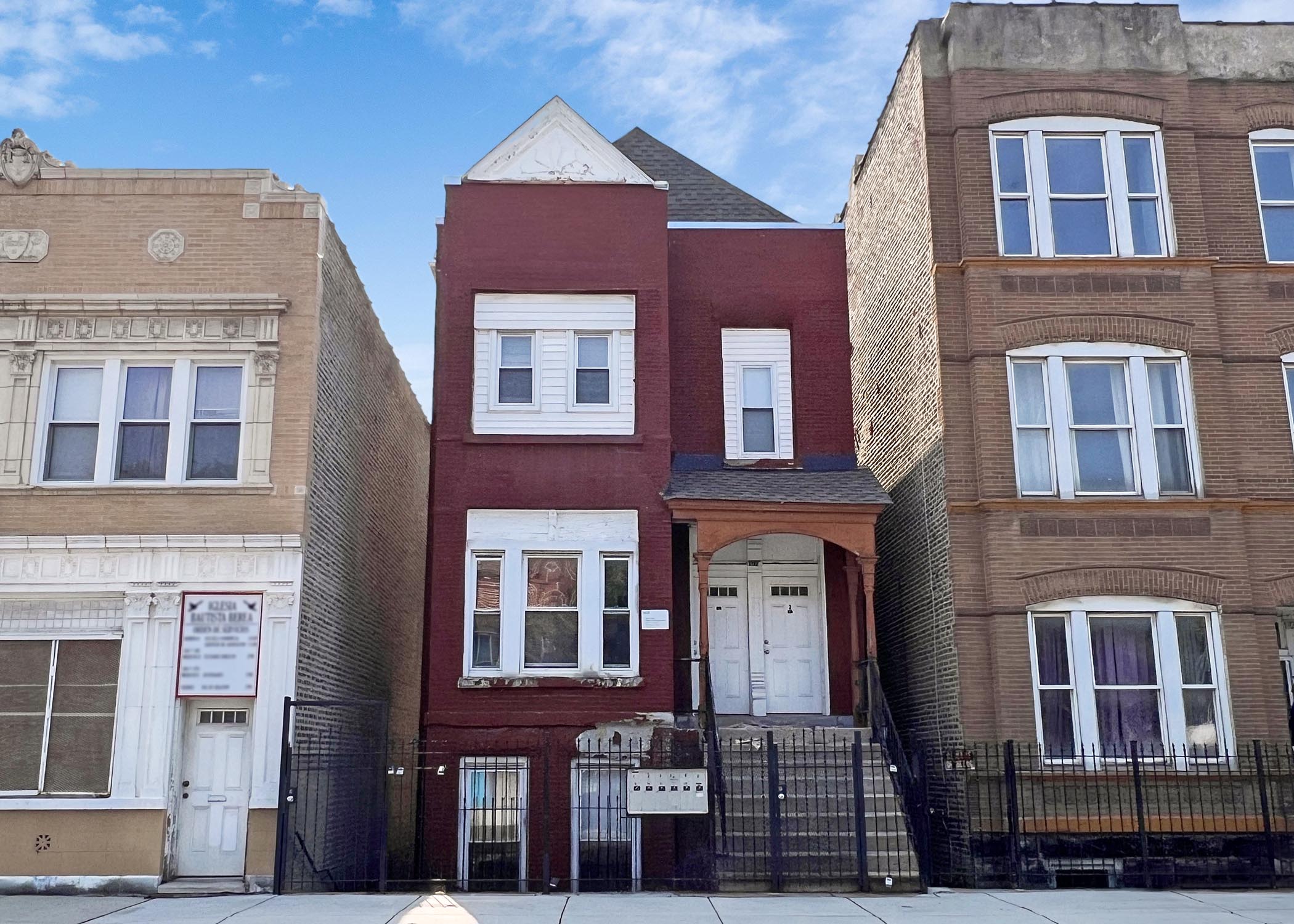 1922 S. Leavitt St. - 2F