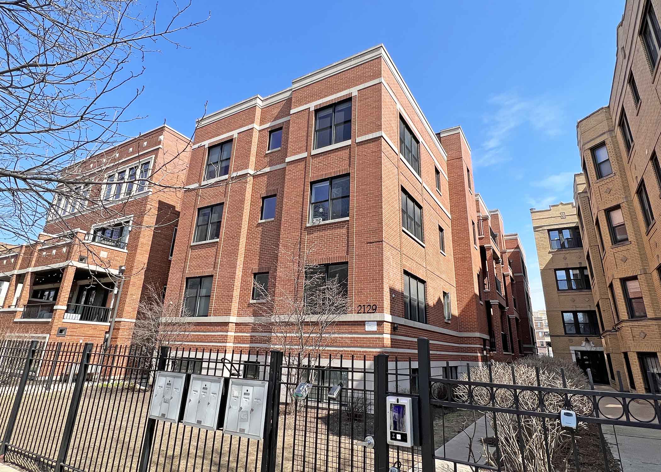 2129 North Campbell Avenue - 1M