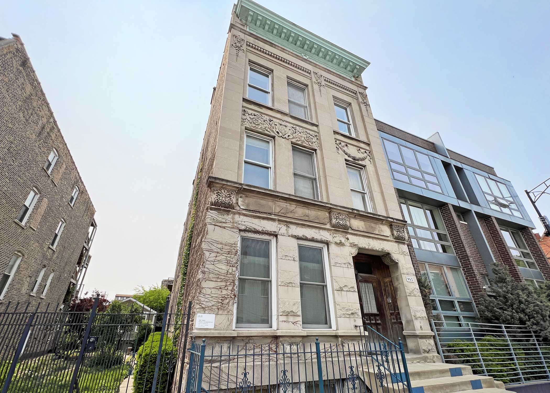 952 N. Noble St. - 1W