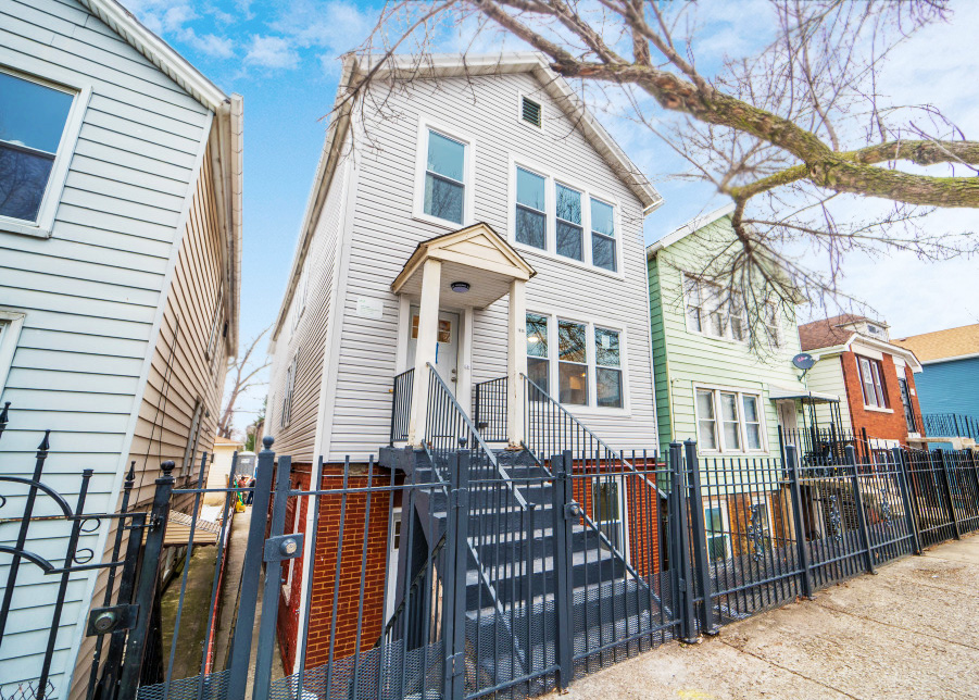 1838 West 21st Place