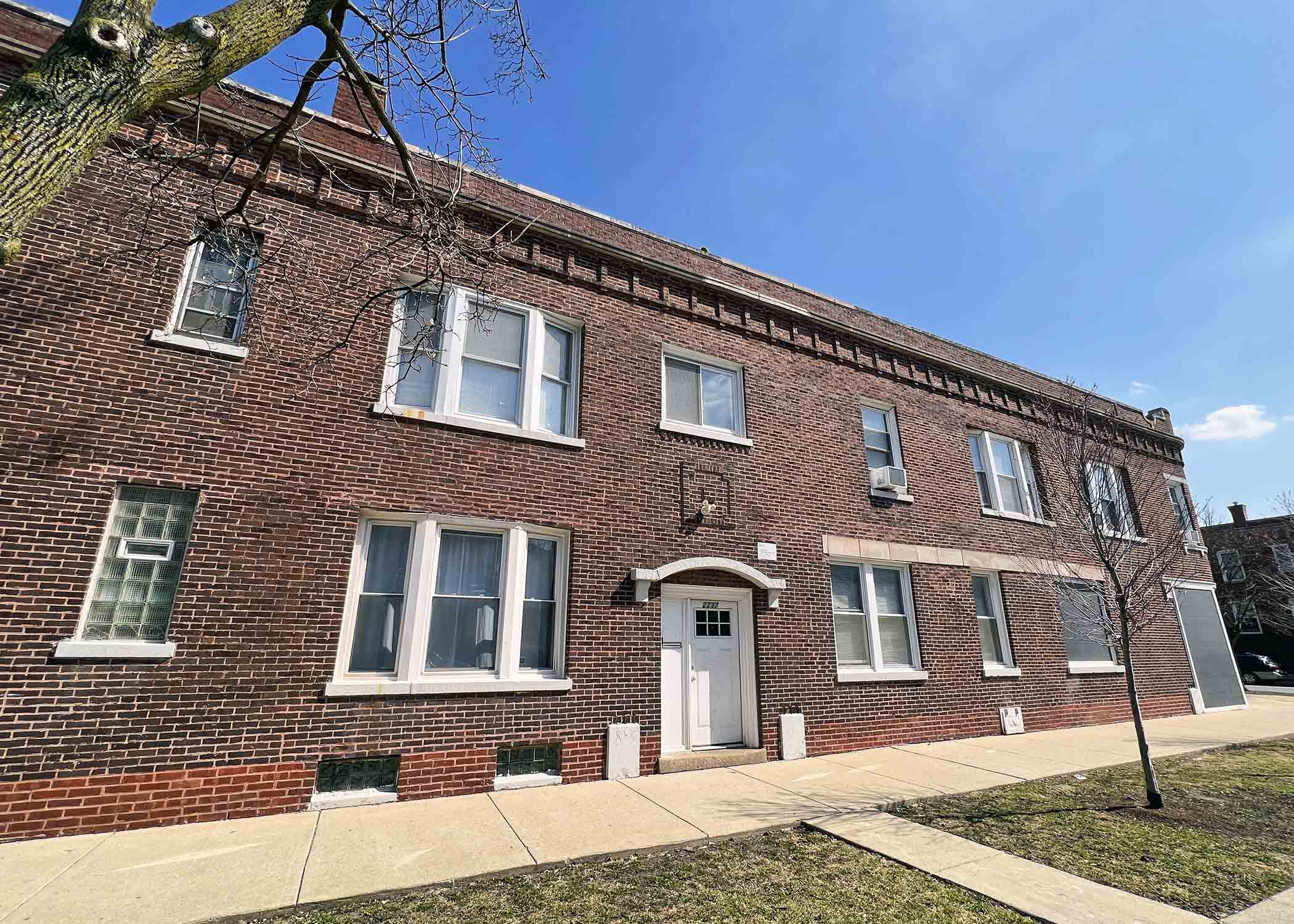 Property thumbnail image