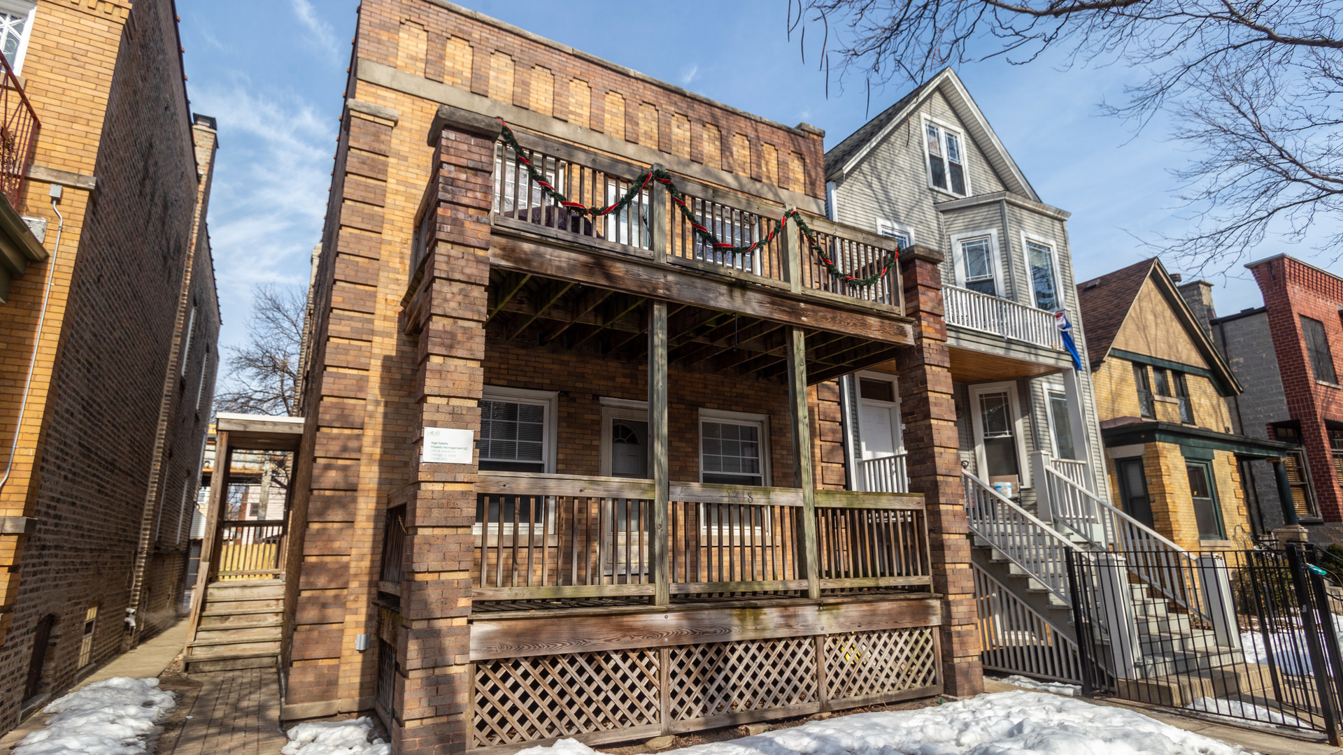 1318 West Roscoe St. - 2