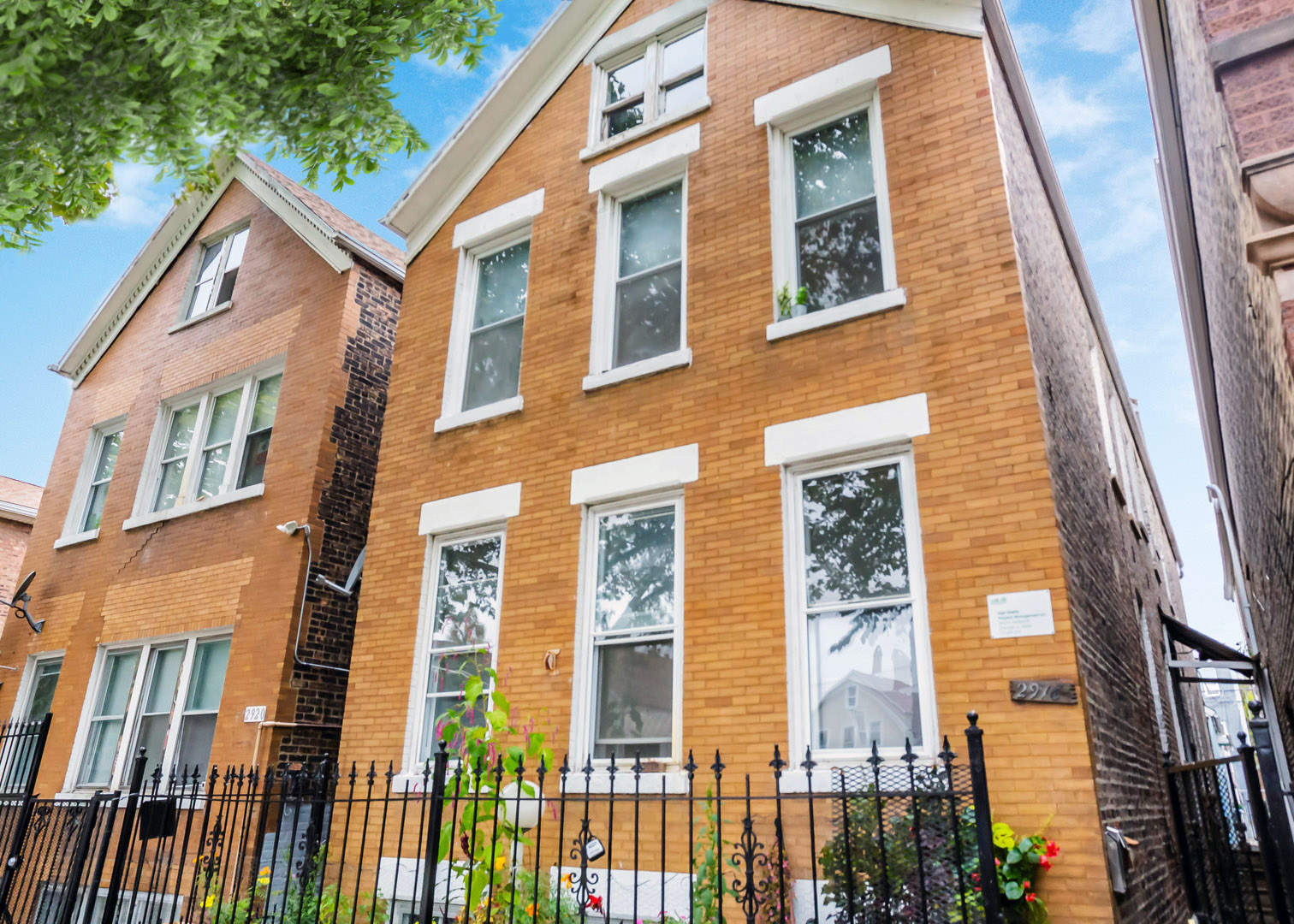 2916 West 25th Place - 2R