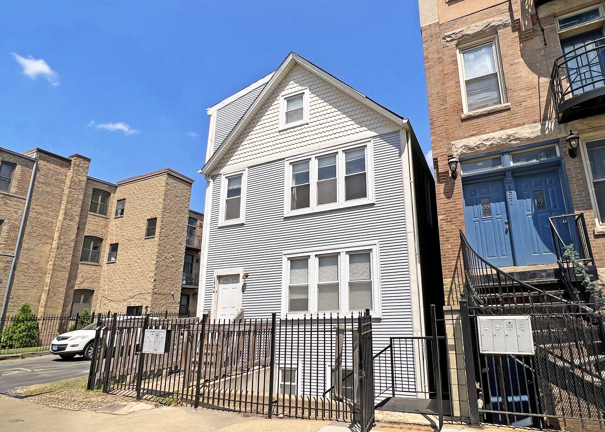 1544 W. Wabansia Avenue - 2R