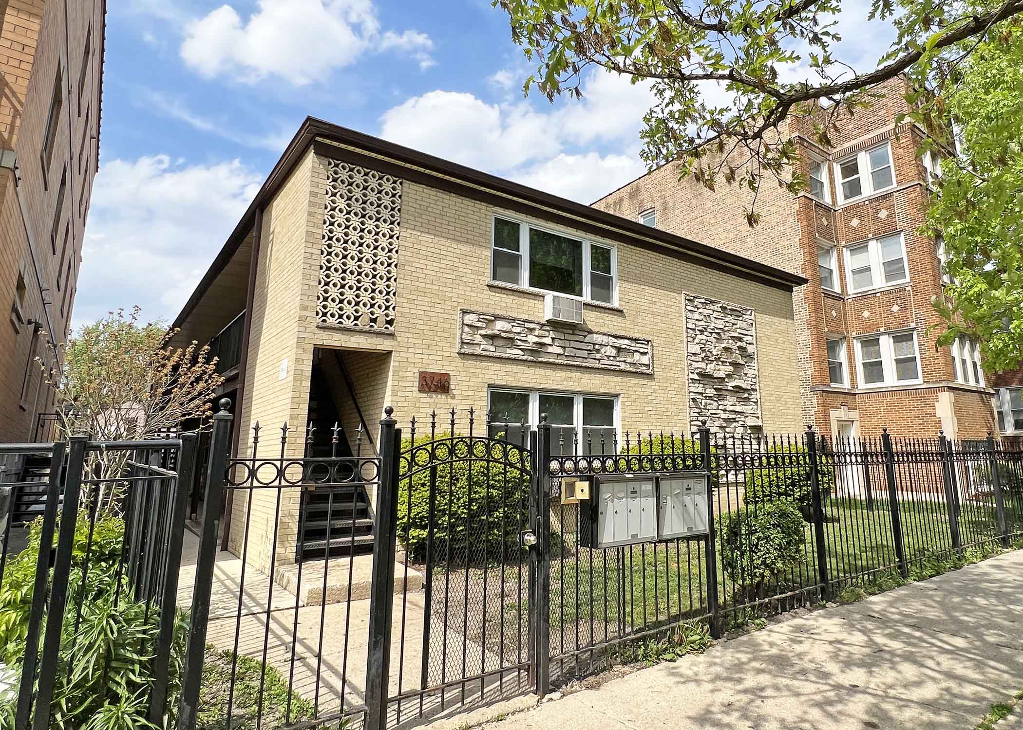 3746 West Leland Avenue - 1A