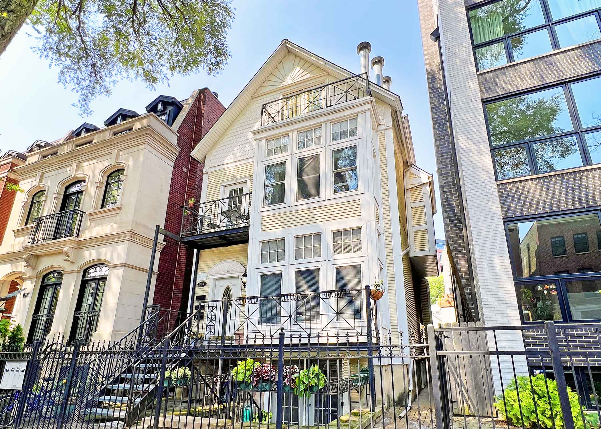 944 West Montana Street - G