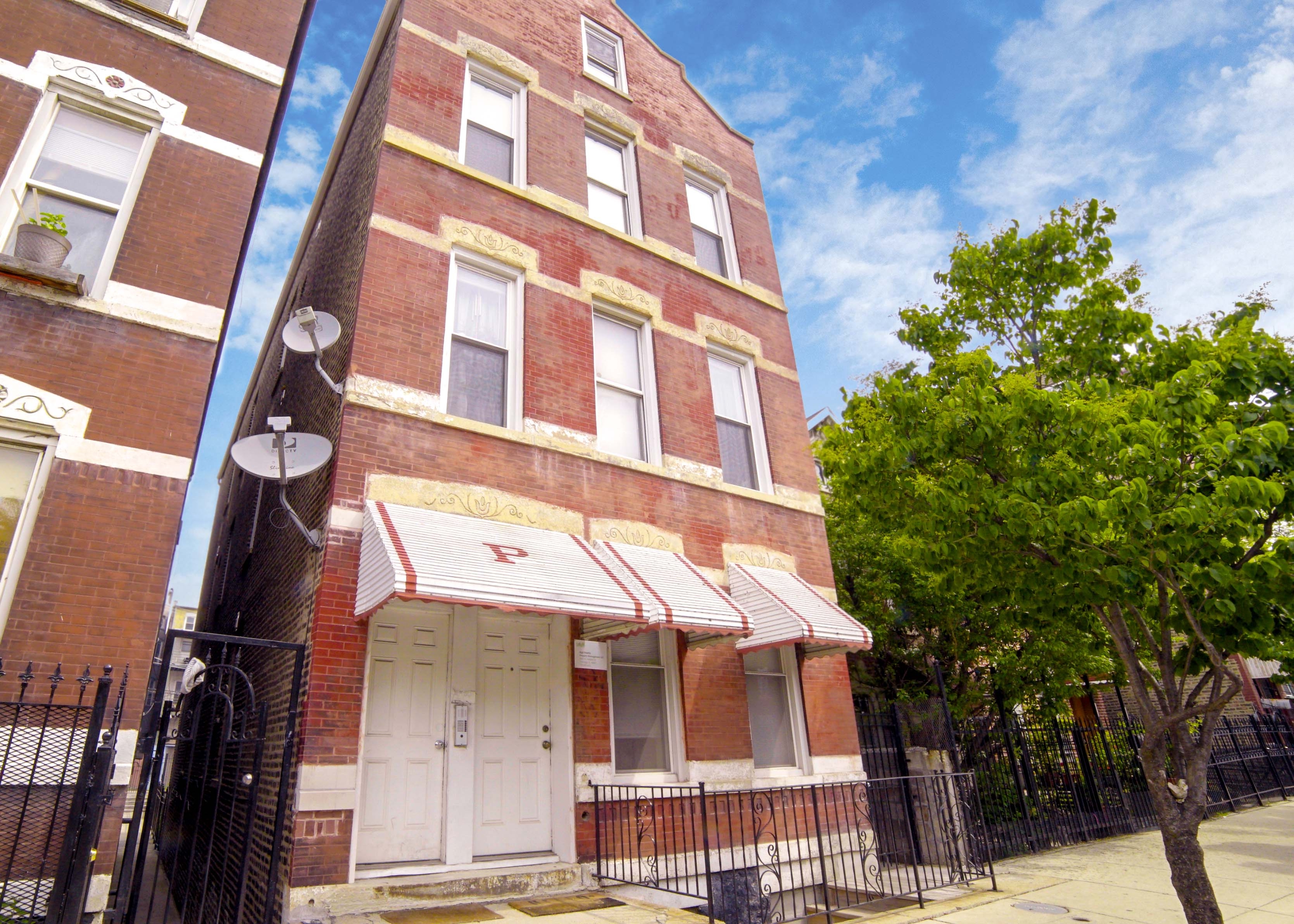 1322 W. 18th Pl. - 3F