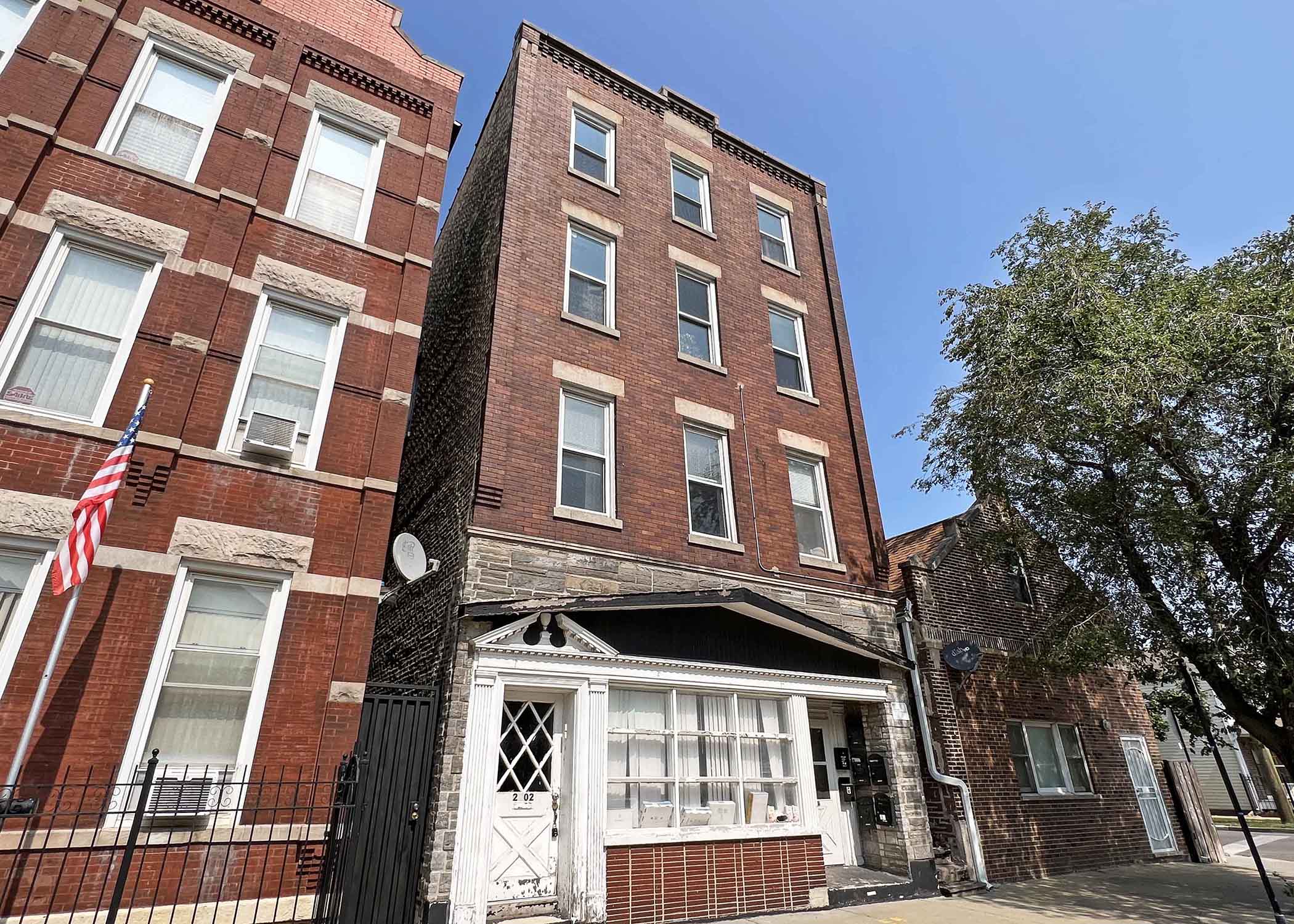 2302 W. 19th St. - 1R