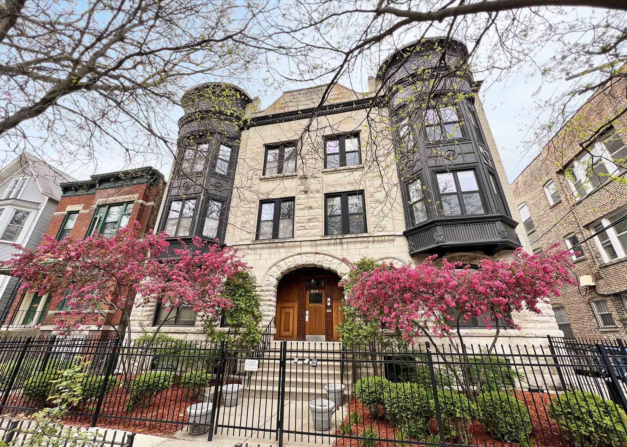 814 W. Roscoe #1NE