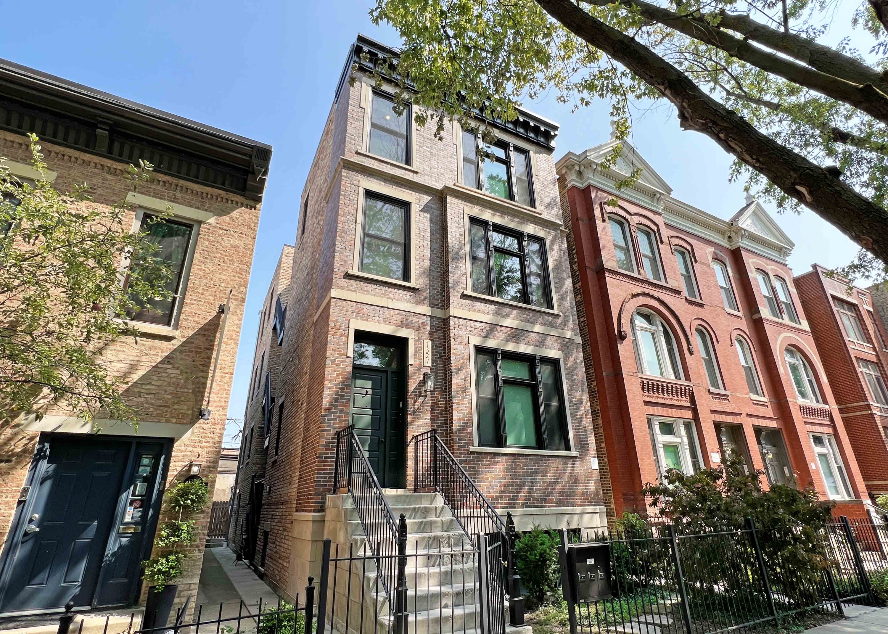 1327 North Wicker Park Avenue - 2
